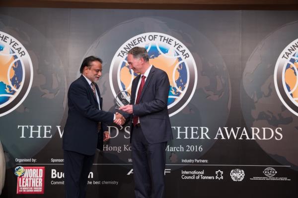 MD, Mr. Taj Alam, receiving Tannery Of The Year - ASIA 2016 Award at Hong Kong